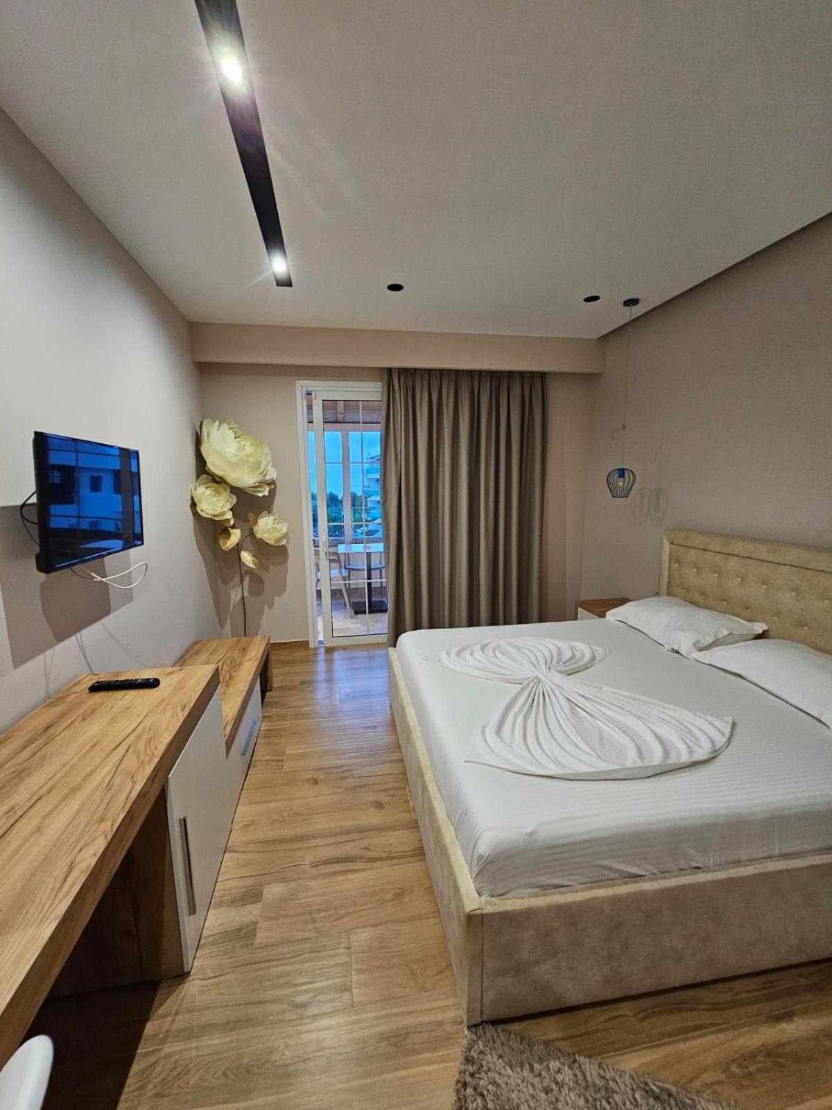 Hotel Ioni-An Ksamil Ngoại thất bức ảnh